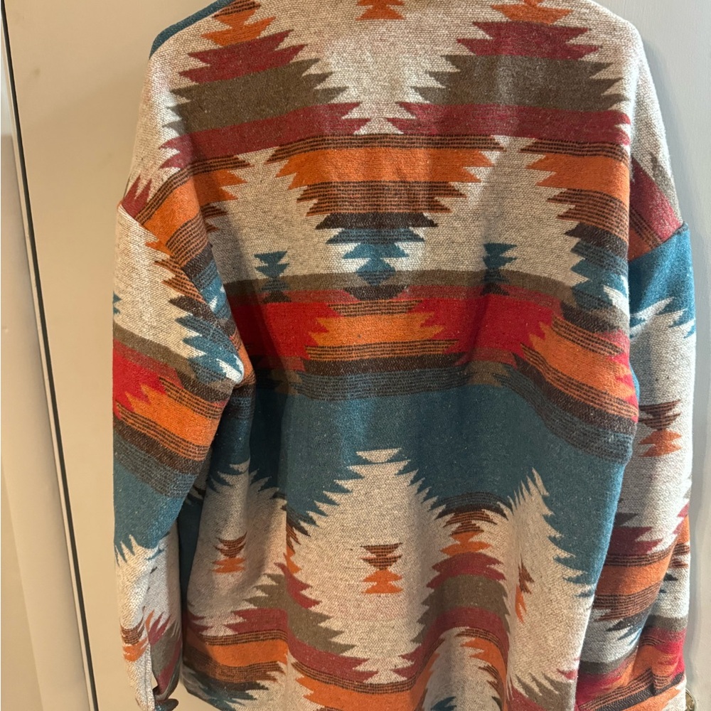 EUC Shacket - Picture 4 of 6